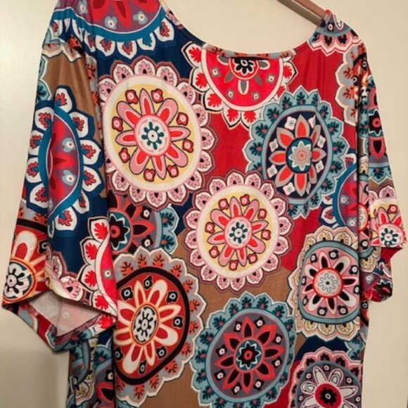 Bright Colored top, no brand, size 28W - Picture 8 of 10